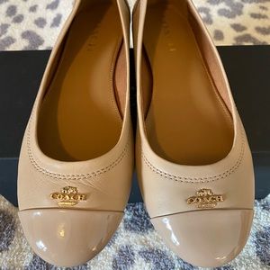 Coach Ballet Flat in Beige size 7.5